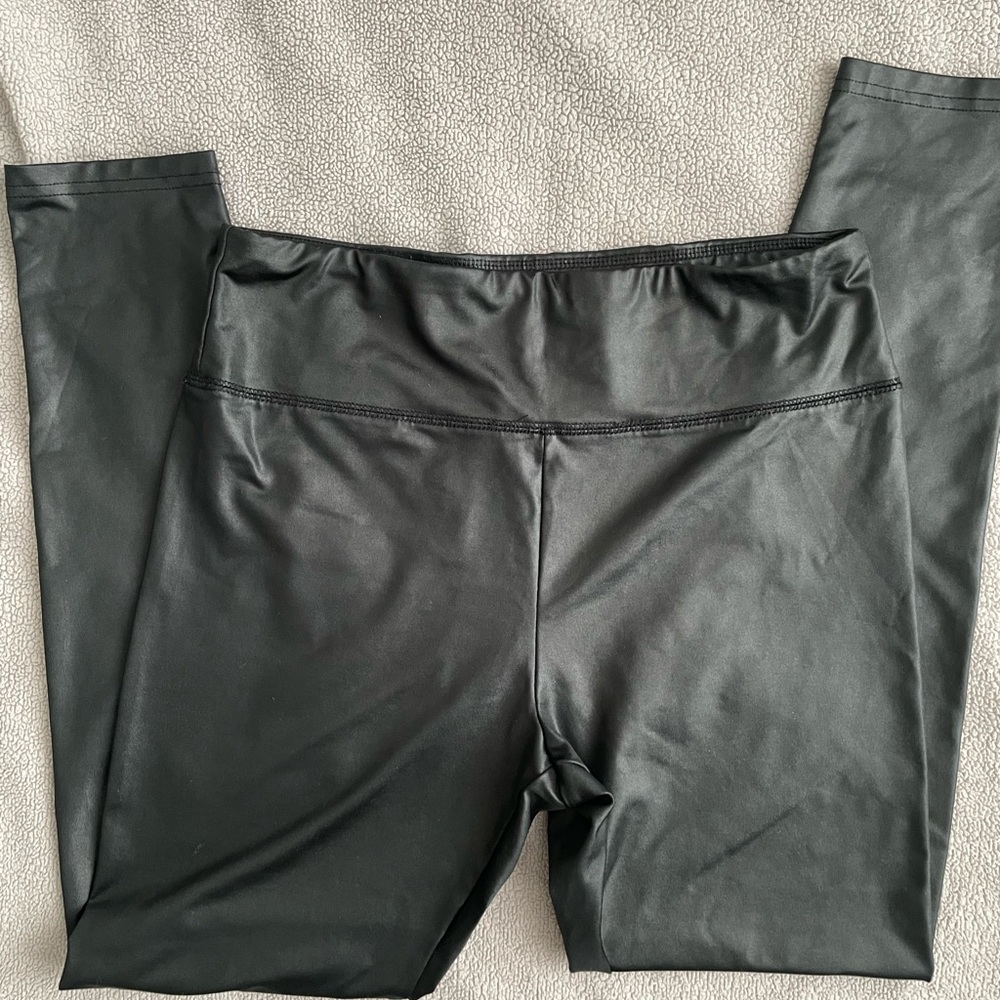 Wilde Fable leggings